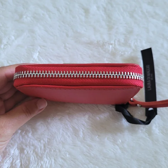 Laura Di Maggio Red❤ Zip Around Card💳 Case - NWT - Picture 6 of 16